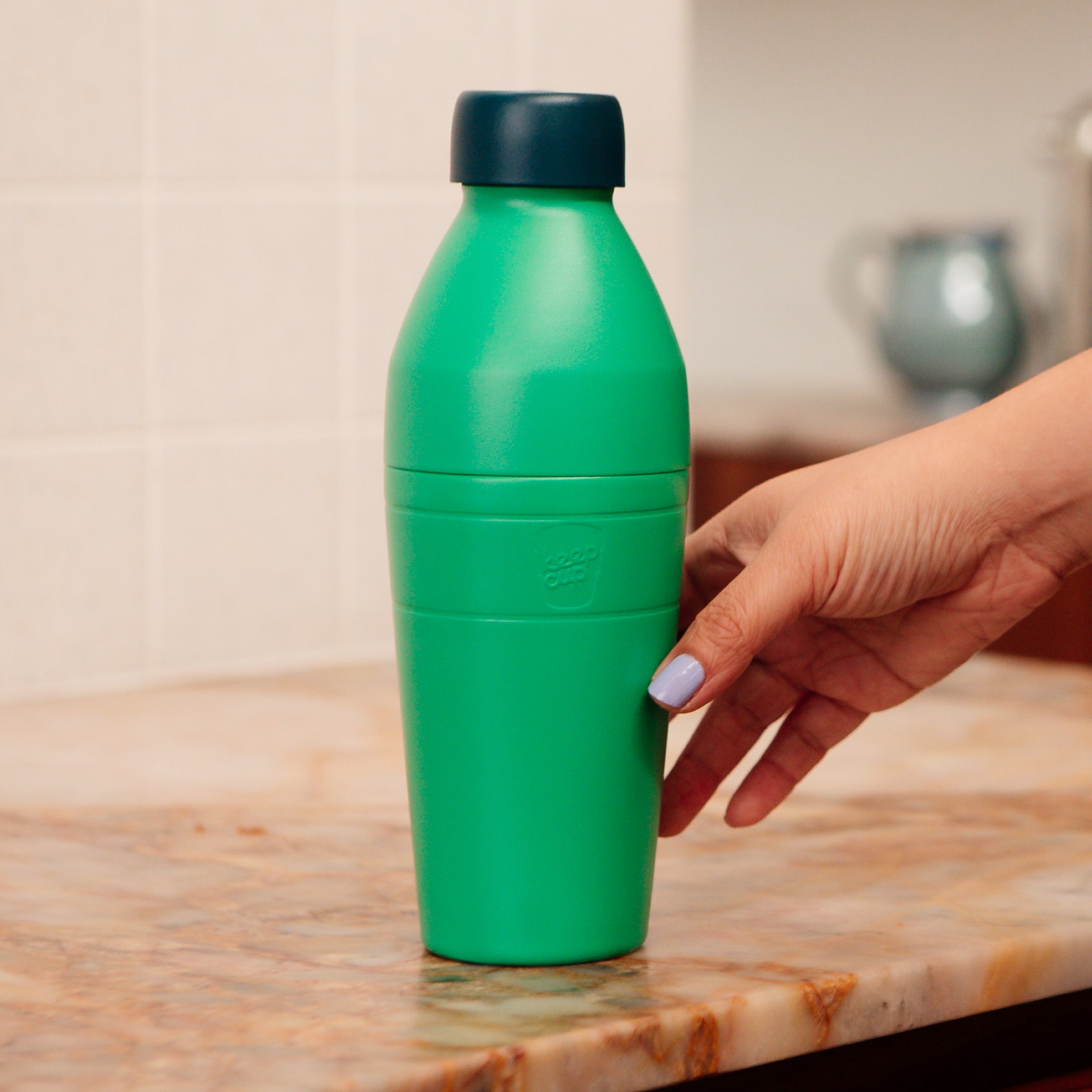 Helix Bottle - L 660ml | Emerald
